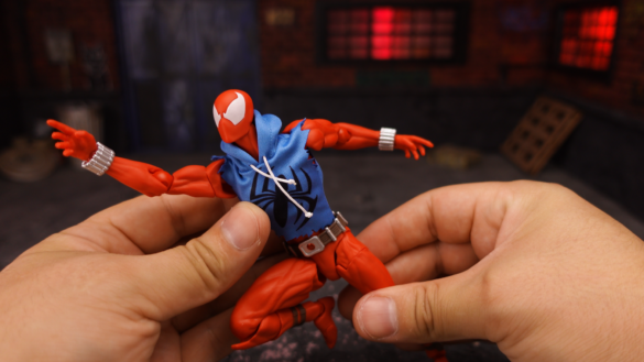 REVIEW SCARLET HERO – MESS TOYS.13287.Imagen fija004