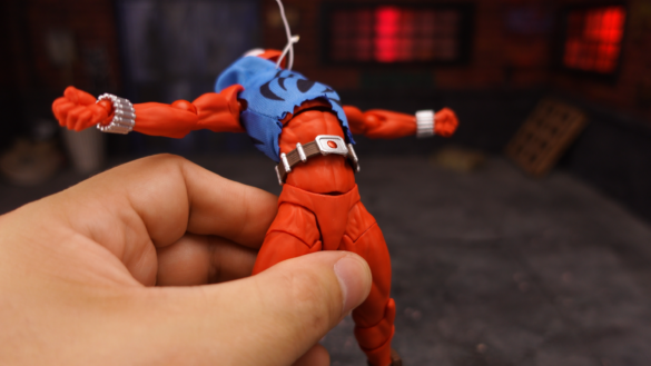 REVIEW SCARLET HERO – MESS TOYS.9834.Imagen fija003