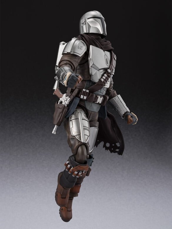 SH-Figuarts-Mandalorian-and-Grogu-03