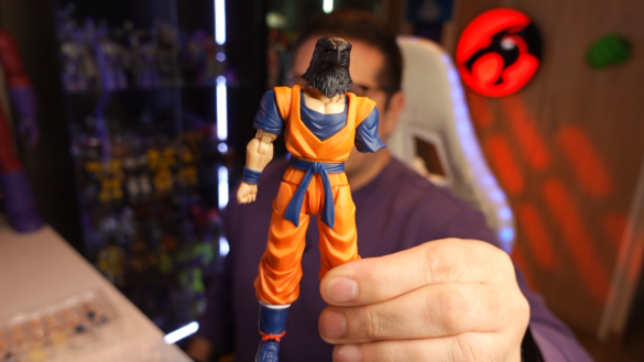 UNBOXING GOHAN DEL FUTURO.00_00_44_23.Imagen fija006
