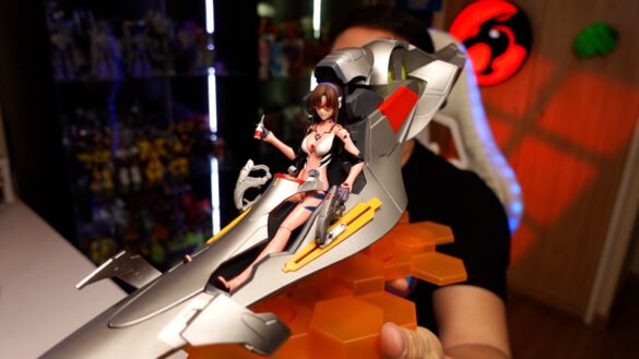 Mari Makinami Illustrious de Blokees Evangelion Fantastics Series 02, captura de la review, frame 019.