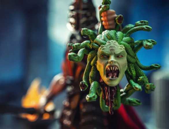 FIGURA-OBSCURA-Medusa-HORSEMEN-011