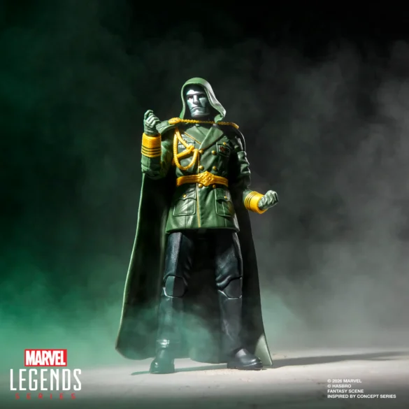 GEEKSONAS-MARVEL-LEGENDS-SERIES-MARVEL-STUDIOS-AVENGERS-DOOMSDAY-LORD-DOOM-CONCEPT-SERIES-1 Lord Doom Concept Series de Marvel Legends con uniforme verde, capa y guanteletes dorados.