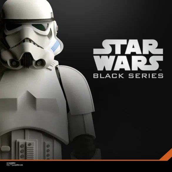 Primer plano del casco y el torso del Sandtrooper de Star Wars The Black Series.