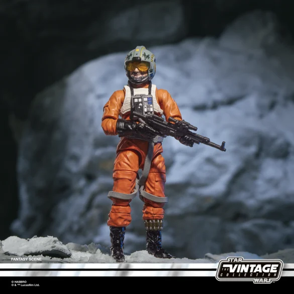 Trapper Wolf de The Vintage Collection con casco y rifle bláster, de pie en un diorama nevado.