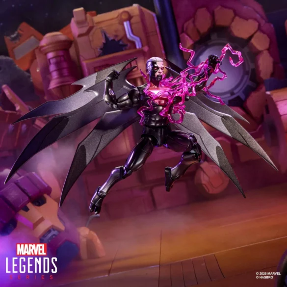 Marvel-Legends-Series-Bolivar-Trask-and-Marvel-Bastion-Nimrod-X-Men-97-04 Bastion Marvel Legends de Hasbro con las alas y los efectos de energía desplegados.