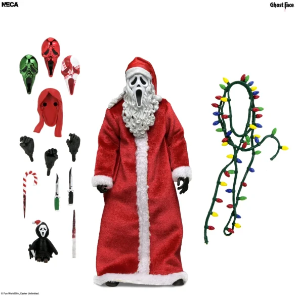 Santa’s Slay Ghost Face de NECA con máscaras, cuchillos y luces navideñas.