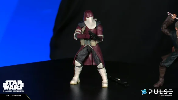 geeksonas-Star-Wars-New-Era-Launch-44 Galactic Marine The Black Series de Hasbro sosteniendo su bláster.